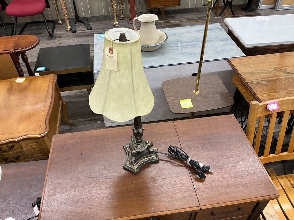 #1815-vintage lamp-potted metal
