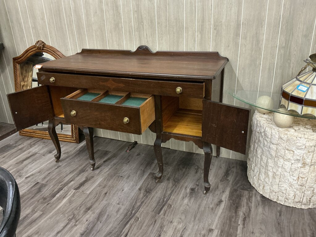 #777-1940s buffet