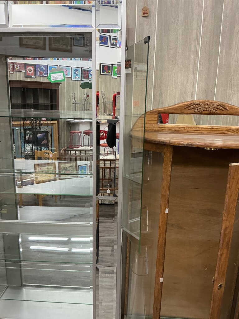 #8672 Tall Cabinet with mirrors